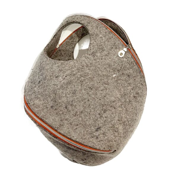 Josh Jackus "Um" Felted Wool Sculptural Bag Grey Full Zip - Picture 4 of 5